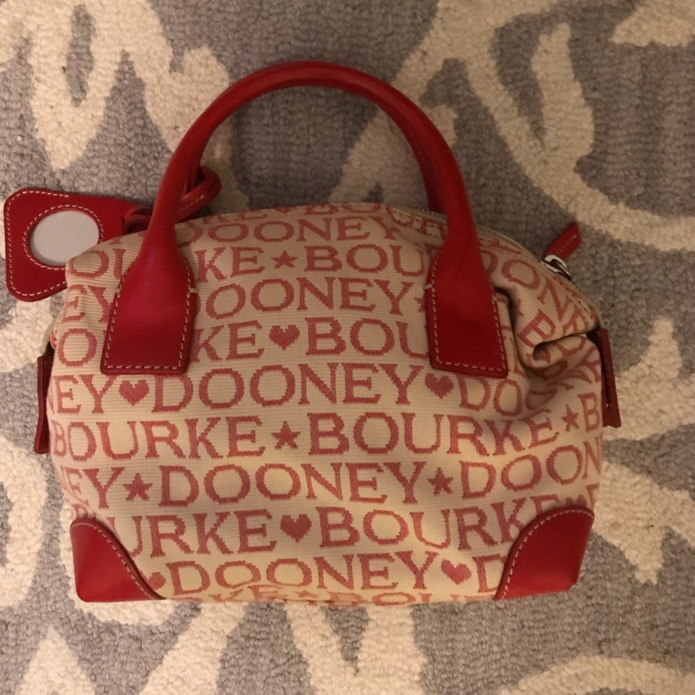Small Dooney and Bourke handbag